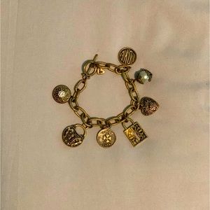 American Eagle antique gold tone toggle bracelet